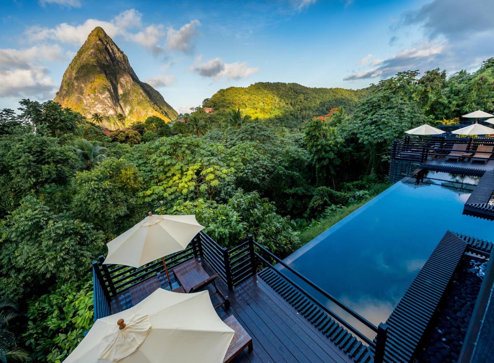 Rabot Hotel From Hotel Chocolat Soufriere Exterior photo